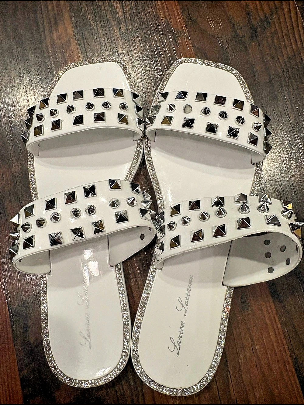 Lauren Lorraine Studley Studded Slide Sandals White & Silver US 6.5